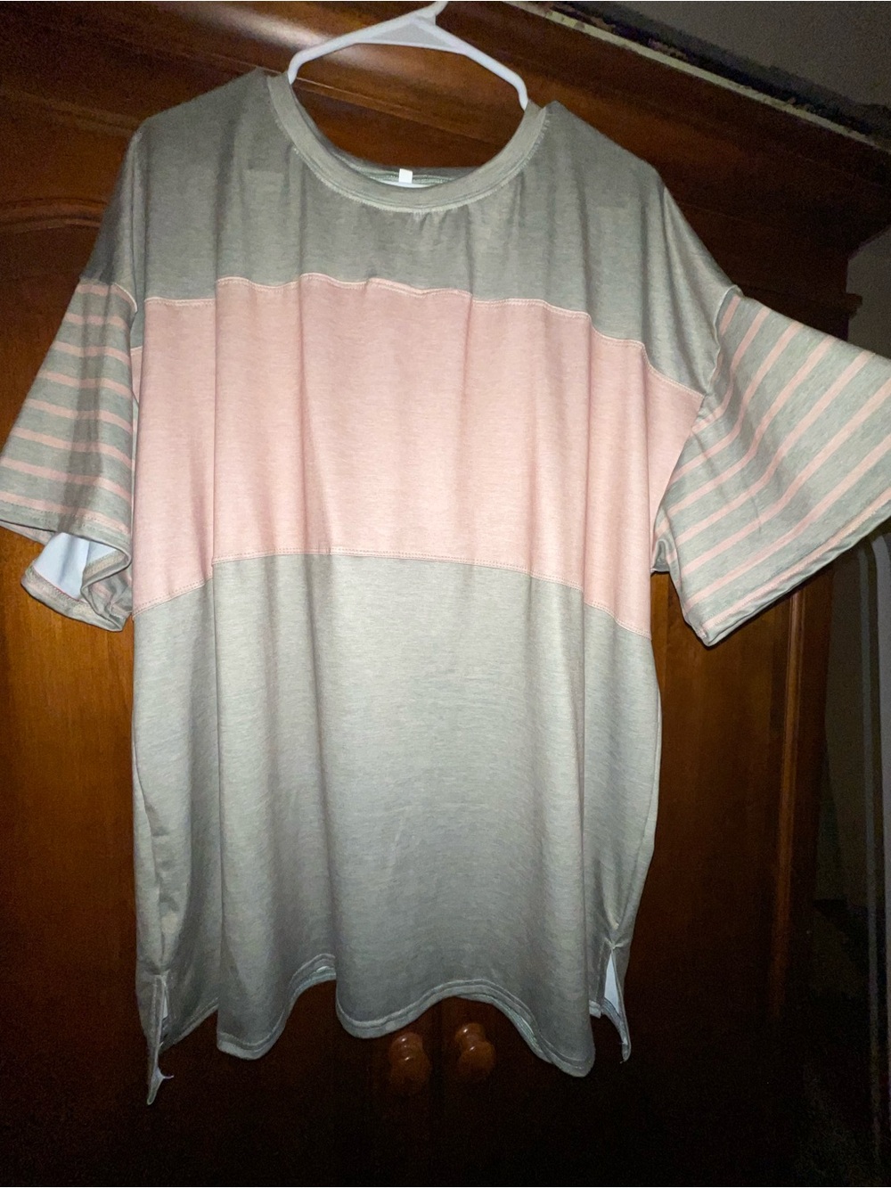 XL Colorblock Fall Tee Green & Tan Soft Knit Shirt